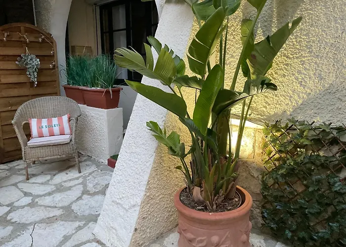 La Marjolaine 2* جوان ليه باه