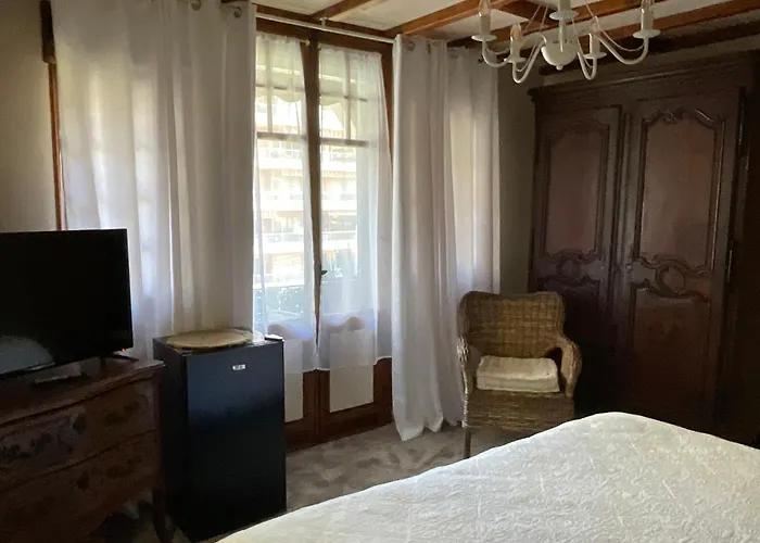 فندق La Marjolaine 2*
